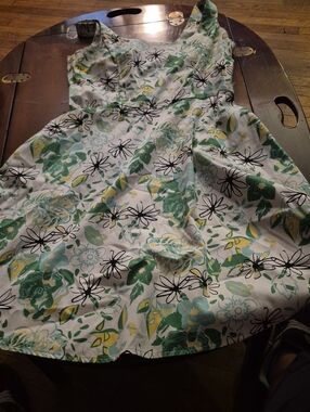 Floral A-Line Summer Dress in Green, Yellow & Black Breakling Loose Size 10